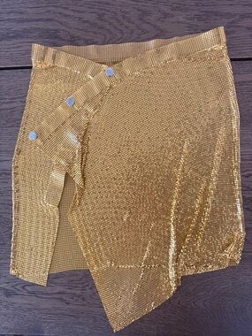 Urban Outfitters Larissa Sheer Chainmail Asymmetric Mini Skirt Gold